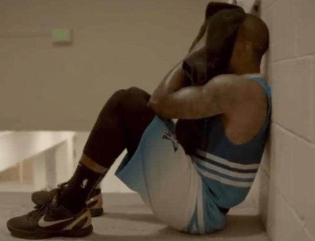 华体会官网-他们放弃了我!小IT泪崩的背后 是30岁男人的无奈