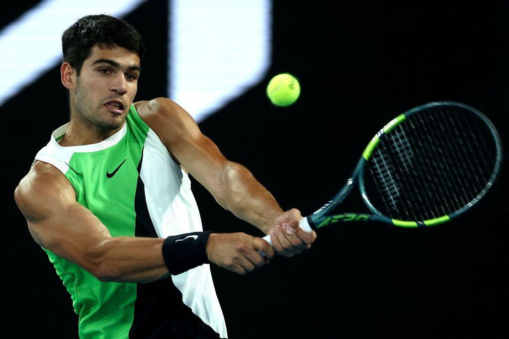 华体会官网下载-最年轻全满贯!阿尔卡拉斯击败德约科维奇,生涯首度问鼎澳网